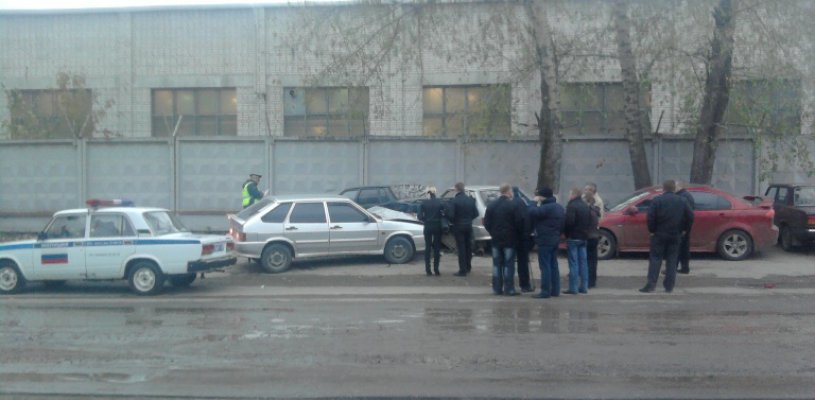 В результате "пьяного ДТП" оказались повреждены 4-е автомобиля