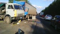 Фура «Скания» протаранила 4 авто в Клепиковском районе
