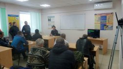 А теперь таксисты... ГИБДД продолжает профилактические беседы