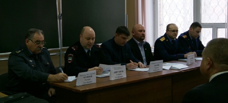 ГИБДД провела очередное совещание с руководителями организаций коммерческих пассажирских перевозок
