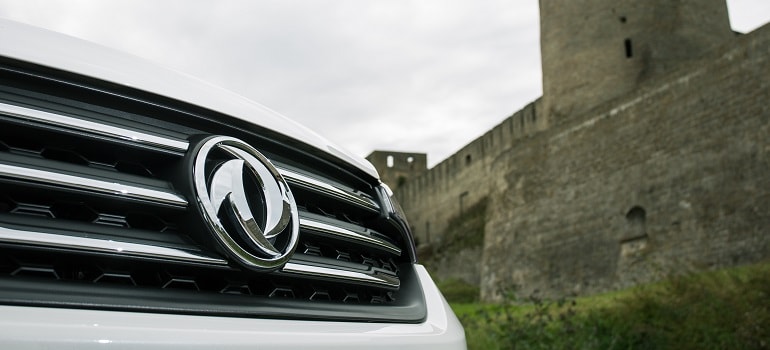 Dongfeng запустил в России программу помощи на дорогах