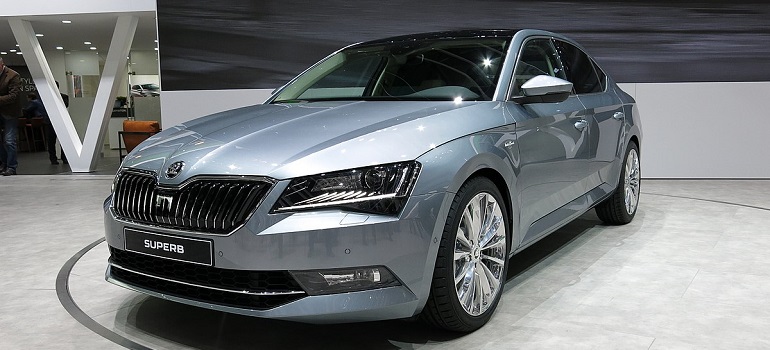 Более 1500 SKODA Superb попали под отзыв