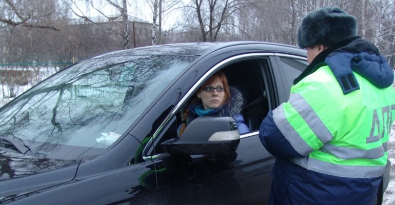 В преддверии новогодних праздников Госавтоинспекция усилит работу по контролю за перевозкой детей