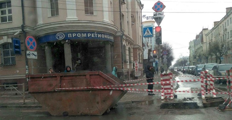 До конца недели будет ограничено движение по ул.Ленина