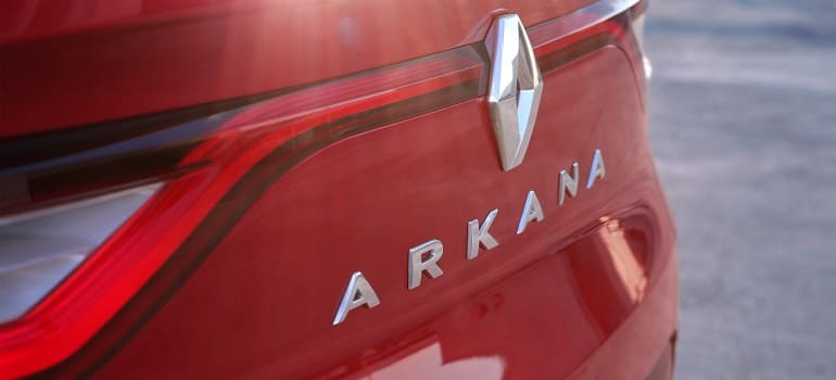 RENAULT рассекретила имя нового кроссовера