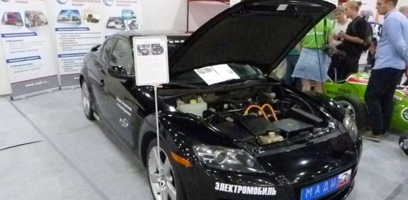 Незаметная премьера - в МАДИ сделали электрическую Mazda RX-8