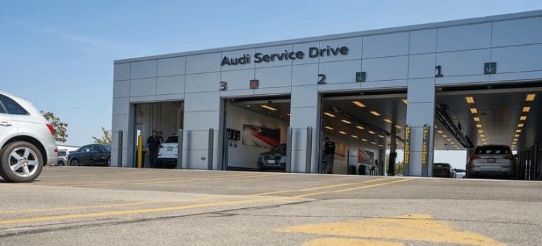 Владельцев Audi A4, А5 и R8 ждут на сервисе
