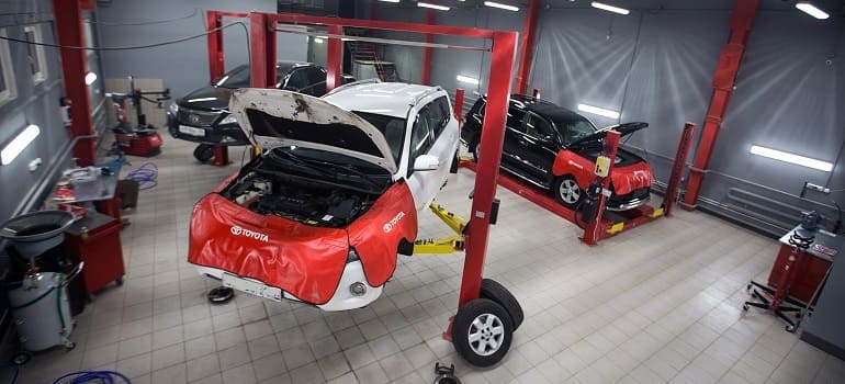 Более 83 тыс автомобилей  Toyota и Lexus попали под отзывную компанию