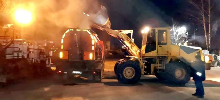 Дорожно-ремонтные службы Рязани перешли на литую асфальтобетонную смесь