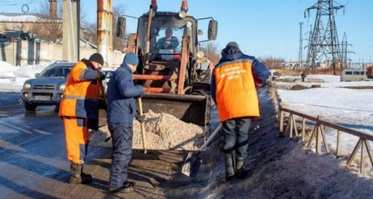 Дороги Рязани продолжают ремонтировать в круглосуточном режиме