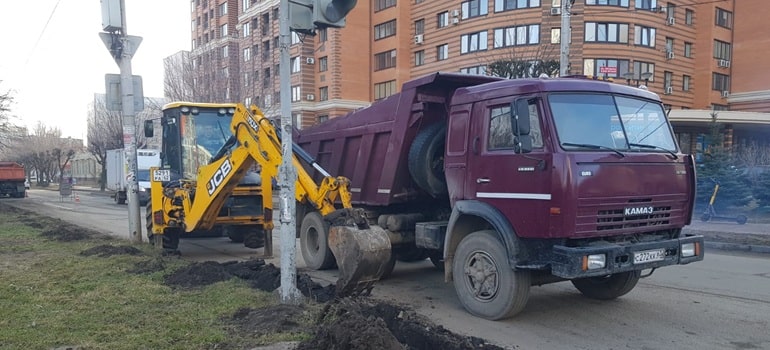 Подрядные организации приступили к ремонту на ул. Чкалова и ул. Фрунзе
