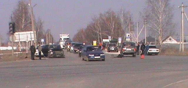 Устанавливаются очевидцы ДТП 14 апреля на перекрестке М5 с автодорогой Рыбное-Баграмово