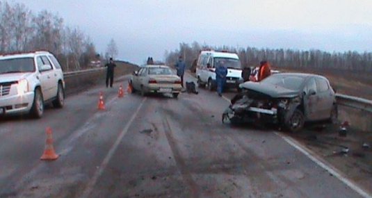 В ДТП на М6 пострадало двое взрослых и ребенок