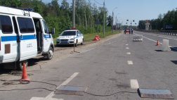 В целях сохранности автодорог Госавтоинспекцией ведется работа по выявлению нарушений водителями большегрузов