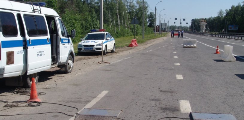 В целях сохранности автодорог Госавтоинспекцией ведется работа по выявлению нарушений водителями большегрузов