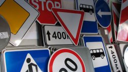 В Рязани в текущем году установят дорожных знаков на 5 млн. рублей