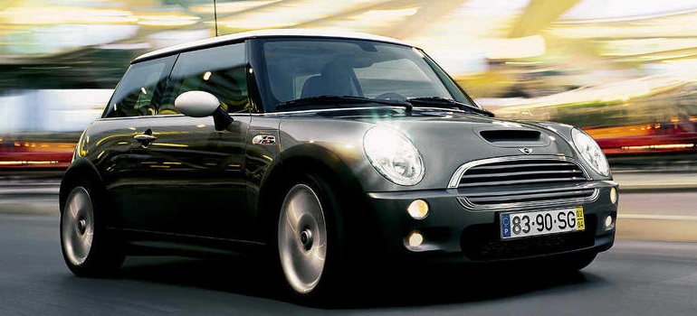 Появился российский ценник на новый хэтчбек Mini Cooper