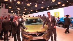 Компания Renault представила специально разработанную модель Sandero для российского рынка