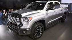 С января все новые Toyota Tundra будут переведены на двигатели V8