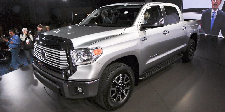 С января все новые Toyota Tundra будут переведены на двигатели V8