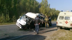 Возле деревни Самойловка произошло столкновение «Газель» и MAN