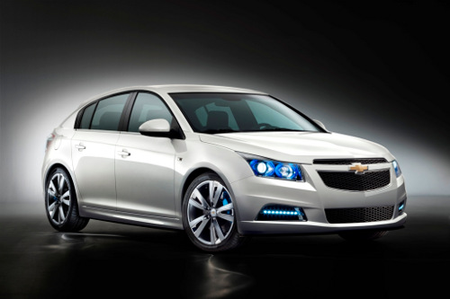 Chevrolet Cruze хэтчбек в продаже в середине 2011 года