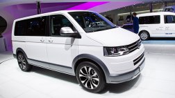 Volkswagen Multivan признан лучшим автомобилем для семьи