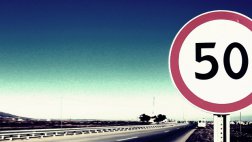 В населенных пунктах могут ввести новый лимит скорости