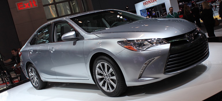 Названа стоимость обновленной Toyota Camry для РФ
