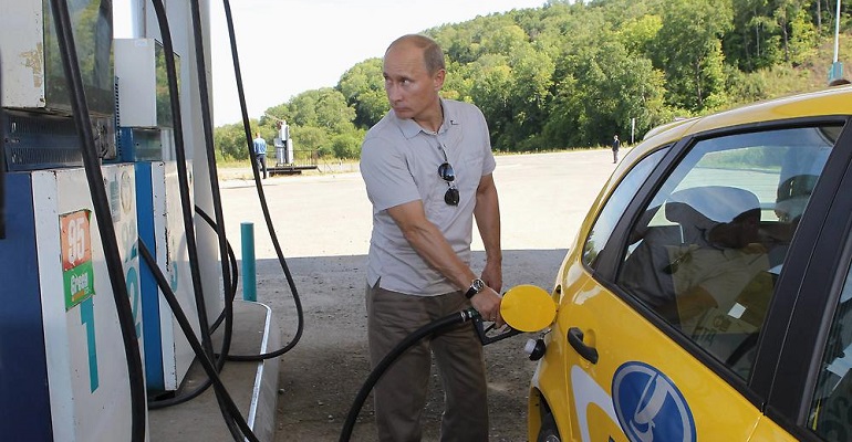 Стоимость бензина в РФ может вырасти до 50 руб. за литр