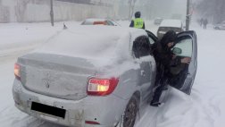 За декабрь выявлено 22 нелегальных таксиста. Автомобиль одного из них арестован