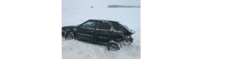 На 227 километре трассы М-6 "Каспий" произошло столкновение легковых автомобилей Toyota Corolla и ВАЗ-2114