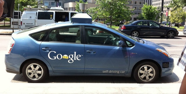 В 2020 году Google запустит машину с автопилотом в серию