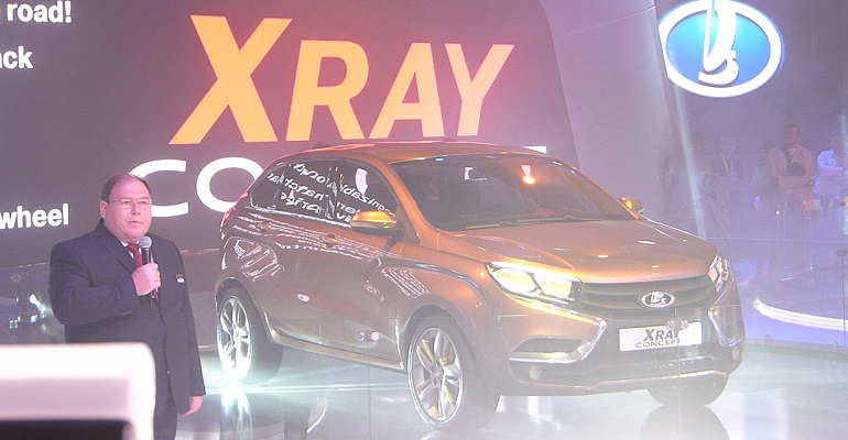 Первый автомобиль Lada Xray будет собран весной этого года