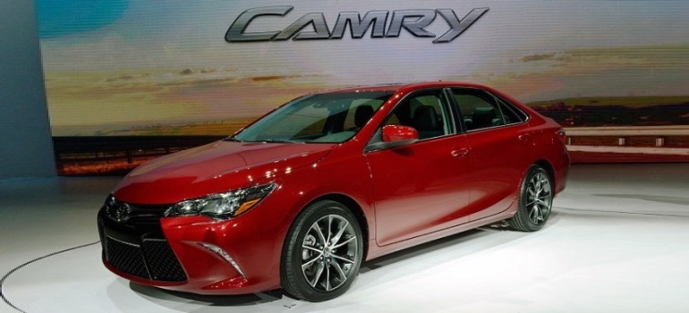 Toyota отзывает более 101 тысячи седанов Camry из-за неисправности пыльника