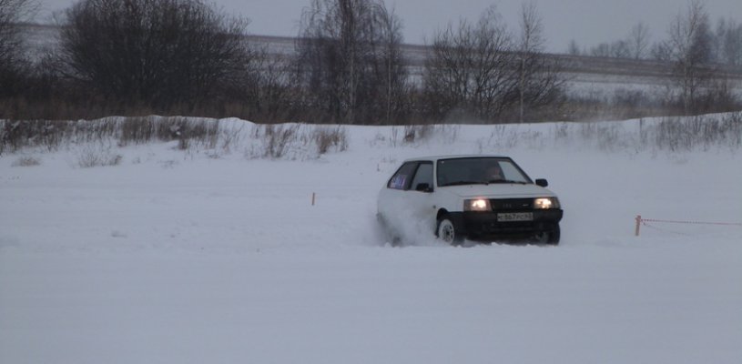 Гонки под Пионерским проверили умение чувствовать автомобиль у 25-ти водителей