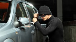 Школьник 14-лет продемонстрировал, как взламывать автомобили
