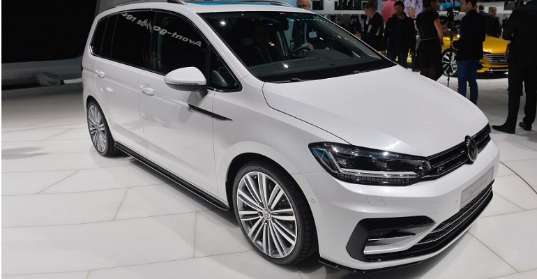VW Sharan обзавелся новыми моторами