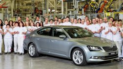 Skoda объявила о начале серийного выпуска Superb нового поколения