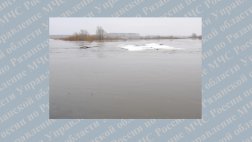 Низководный мост в Шиловском районе вблизи населенного пункта Терехово остается подтопленным
