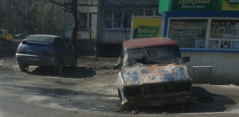 В Канищево сгорел ВАЗ-2107
