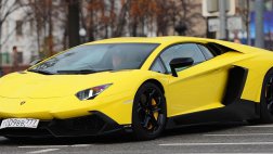 Российский футболист Александр Кокорин пощеголял новым Lamborghini
