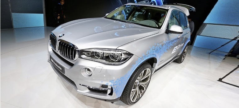 В Китае представлен новый X5 xDrive40e от BMW
