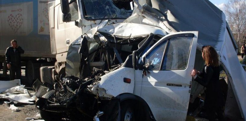 Подробности ДТП на М5, в котором столкнулись 4-е автомобиля и погиб человек