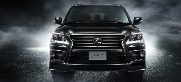 Внедорожник Lexus LX отмечает 20-летний юбилей
